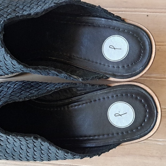 Joie Brand Western Heeled Woven Leather Blk Color Quality Comfortable Clogs Mugs - Picture 5 of 12